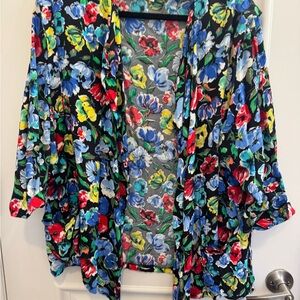 Vintage Floral Shirt with Pleated sleeves